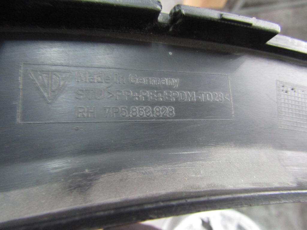 фото №9, Молдинг крила права задня cayenne 7p5