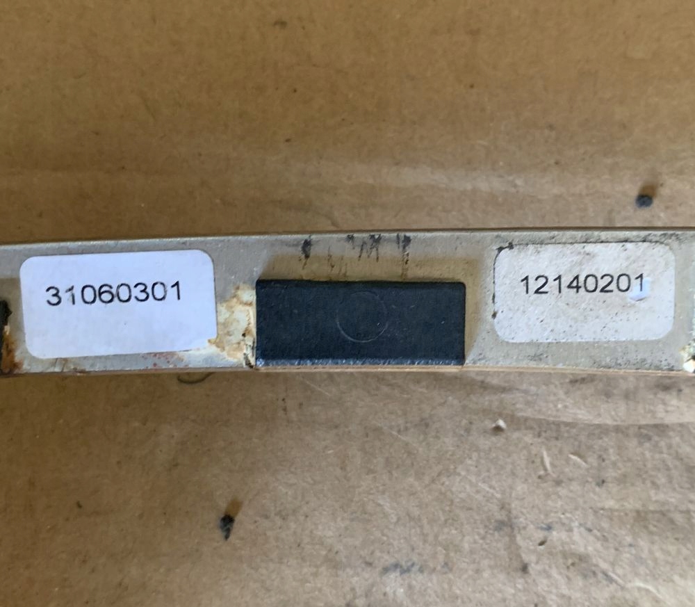 фото №11, Рамка с панель кондиционера. mercedes-benz w203. 2038300285