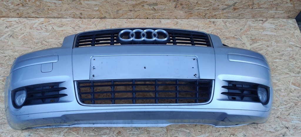 фото №1, Бампер передній перед audi a3 8p малий решітка радіатора