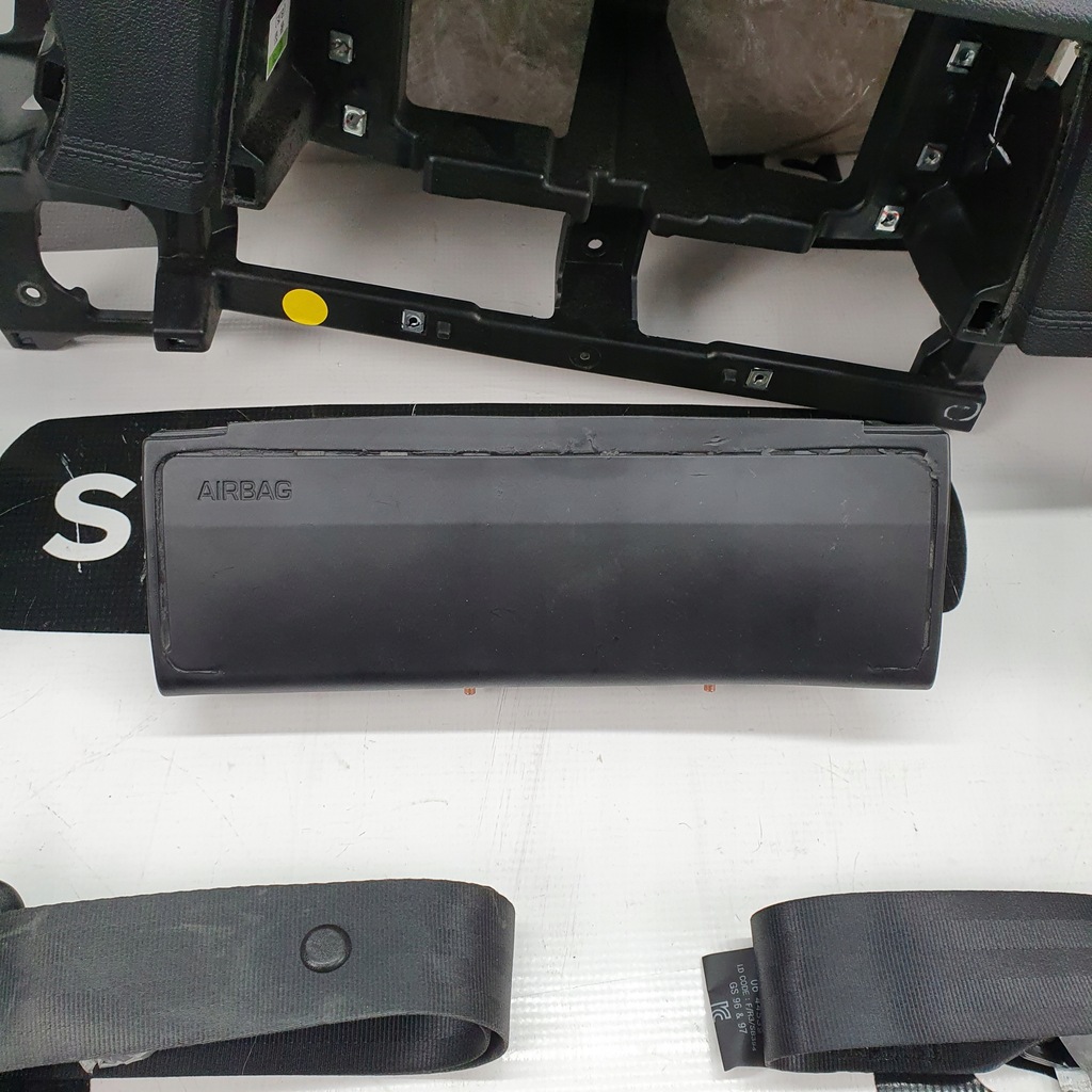 фото №7, Optima приборная панель консоль подушки безопасности ремни подушка безопасности