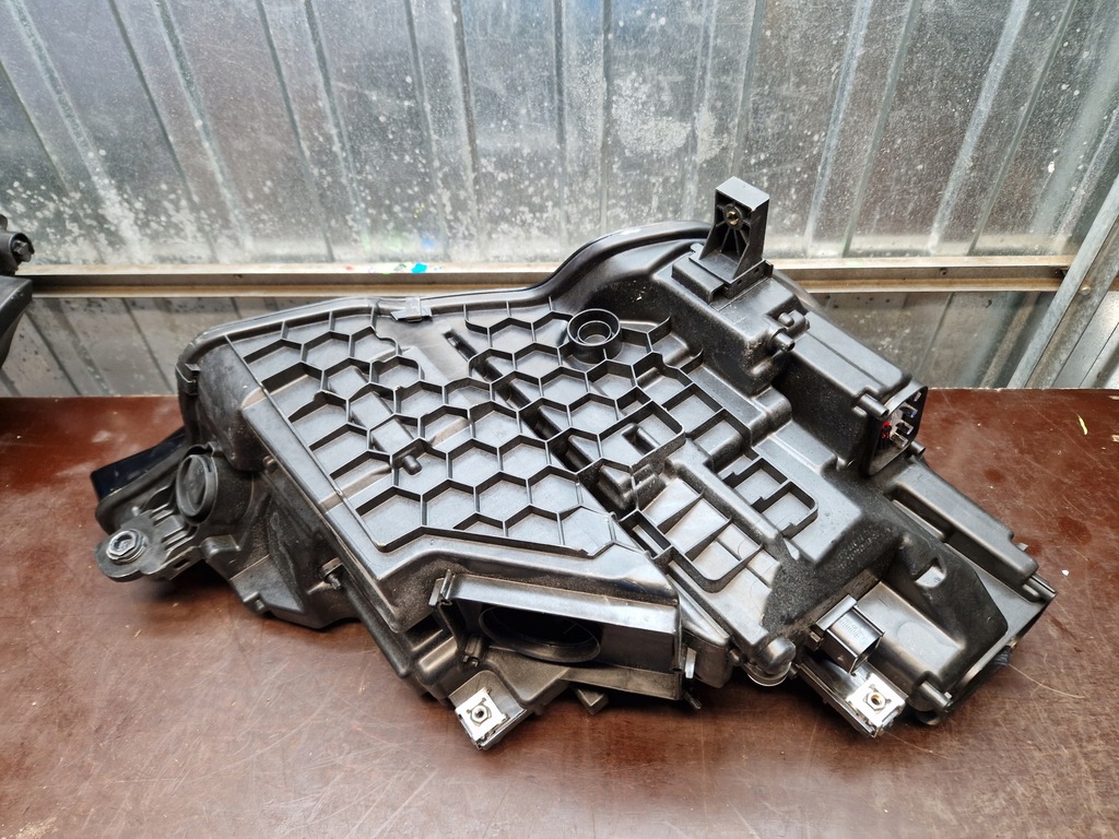 фото №10, Audi e-tron 4ke 2018- лампа перед ліва full led