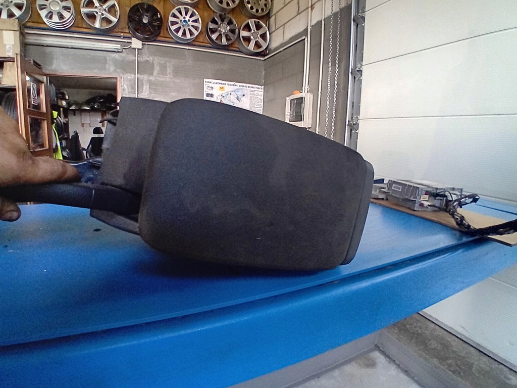 фото №14, Skoda octavia ii подлокотник