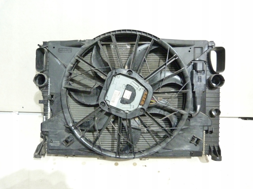 фото №1, Mercedes w211 комплект радиатор вентилятор герметичные