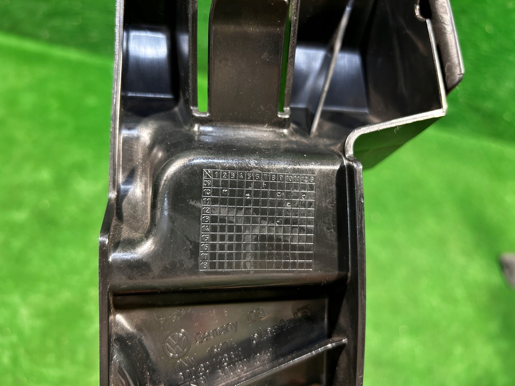 фото №14, Vw phaeton 3d0 lift направляющая кронштейн бампера левый перед передний 3d0807183e