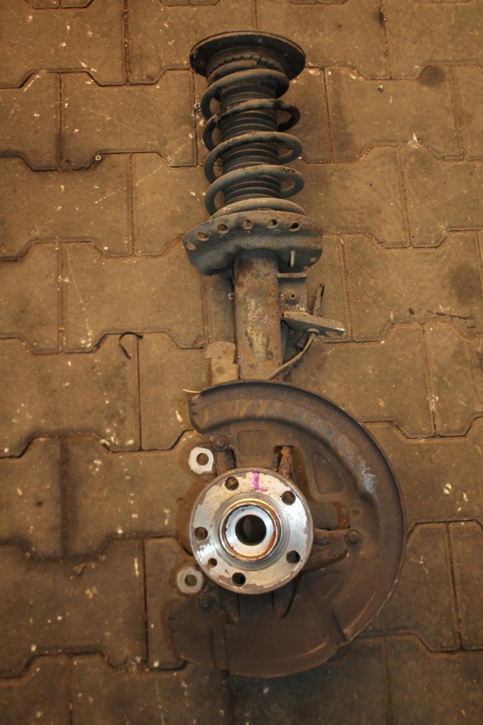 Купить Амортизационная стойка поворотный кулак левый перед volvo v60 1.6 d 10-