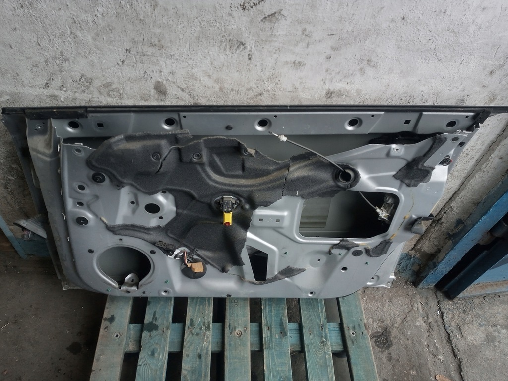 фото №6, Двері правий перед audi a4 b6 ly7w сріблястий