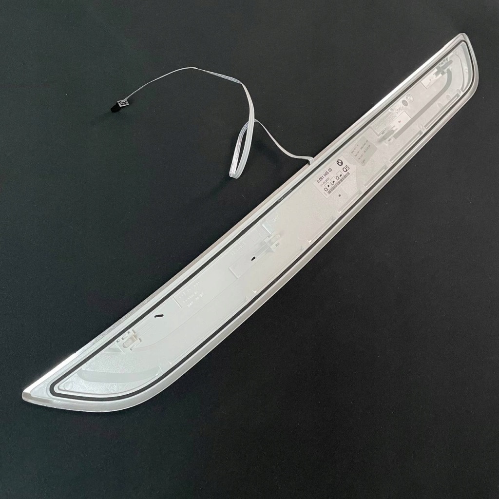 Накладки пороговые bmw g12 mpakiet подсвечиваемые 8061045 8061028 с Разборки