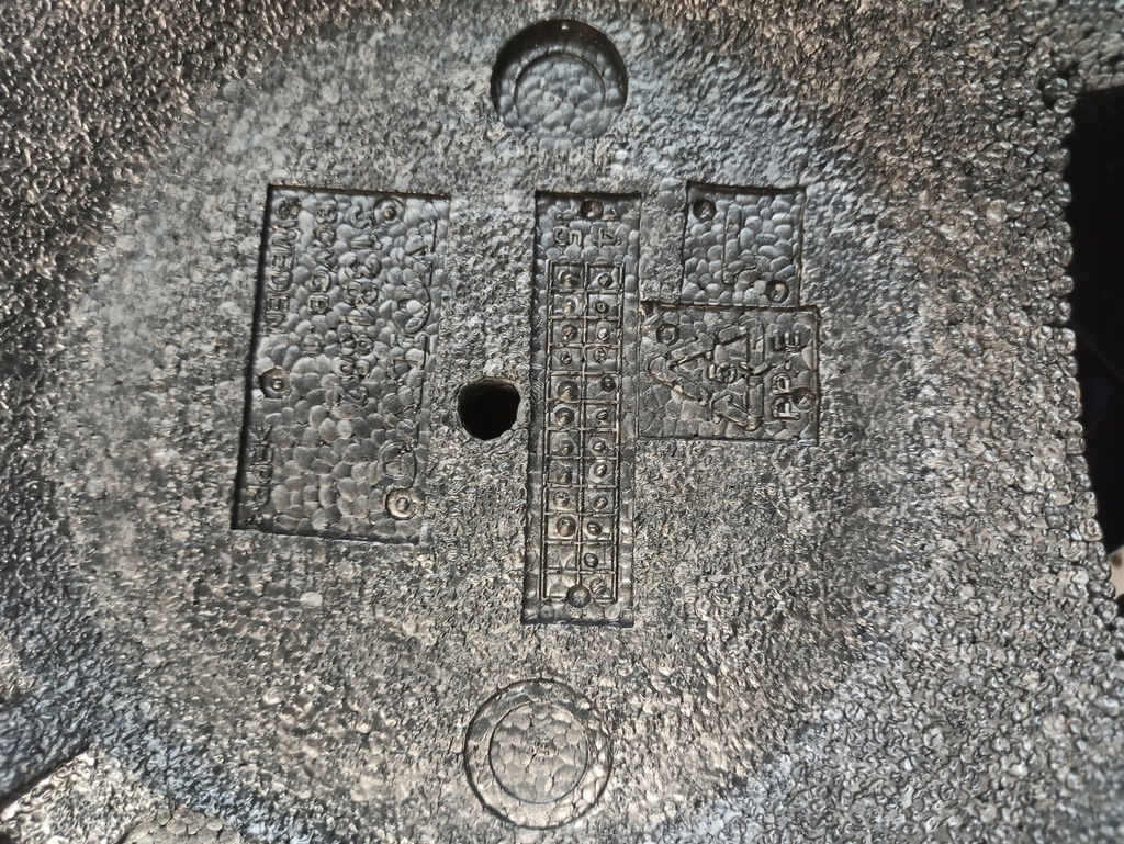 фото №13, Volvo v40 ii пінополістирол вкладиш багажника домкрат 31381882