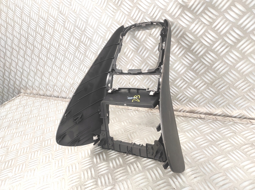 фото №11, Туннель средний рамка туннель среднего 39055000 opel astra k v