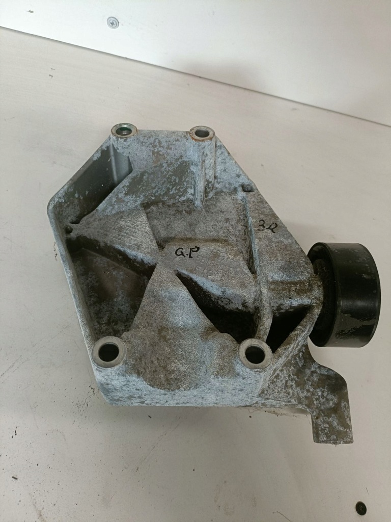 фото №1, Кронштейн компрессора fiat grande punto 55188980