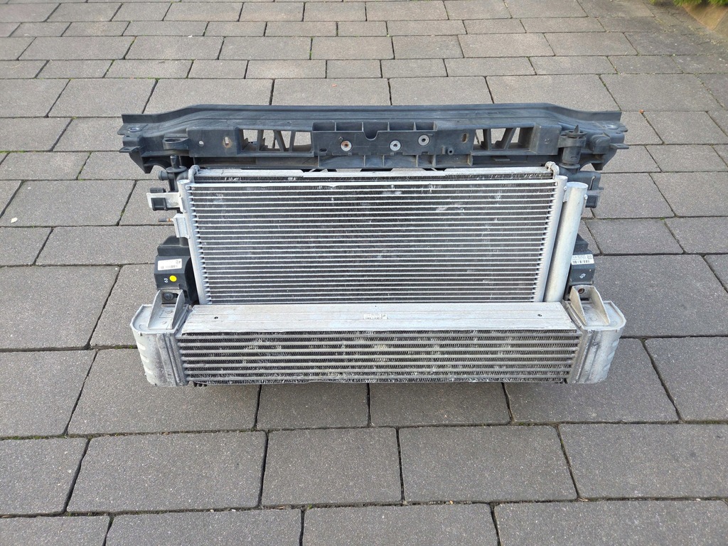 фото №1, Citroen c4 ds4 1.6 thp 200km pas передний радиатор вентилятор комплект