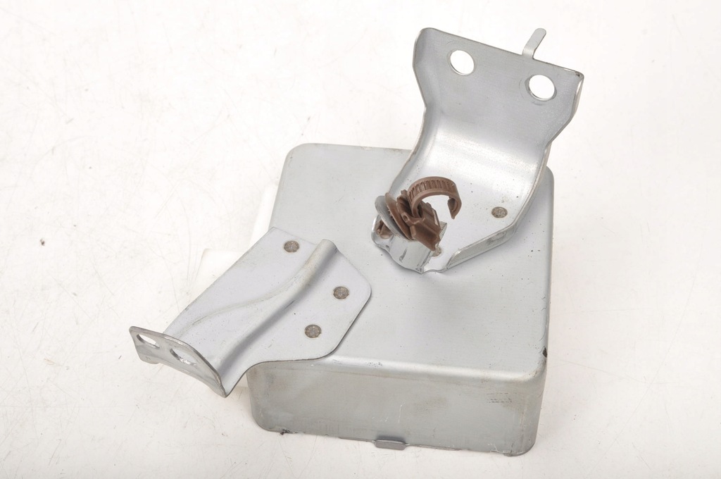 фото №1, Toyota prius ii бортовой компьютер усилителя 89650-47091