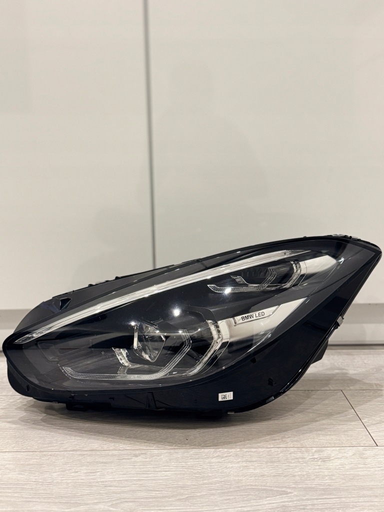 фото №1, Лампа комплект bmw z4 9481255