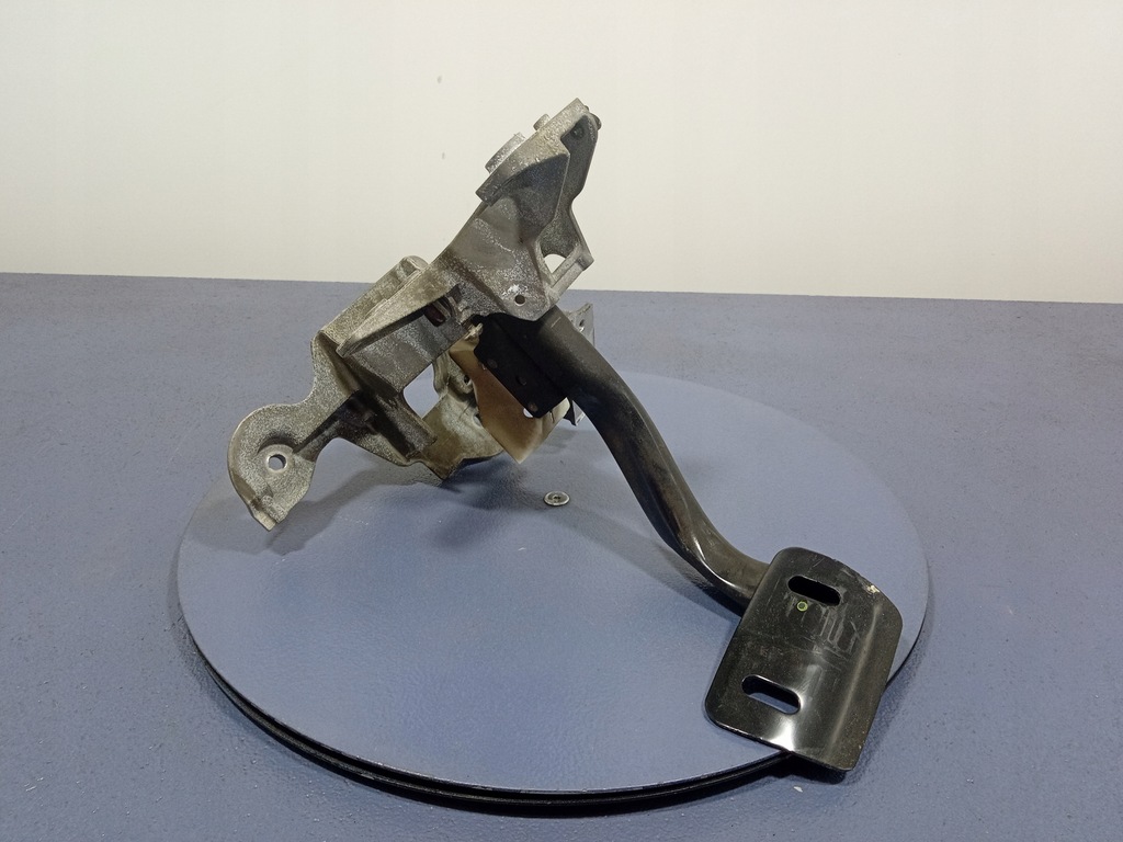 фото №7, Audi q8 rsq8 4m8 q7 4m педаль тормоза 4m1723117