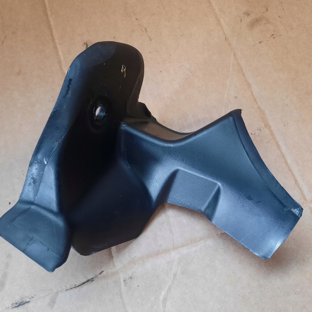 фото №1, Land rover evoque накладка лампы bj32-44248-ajw