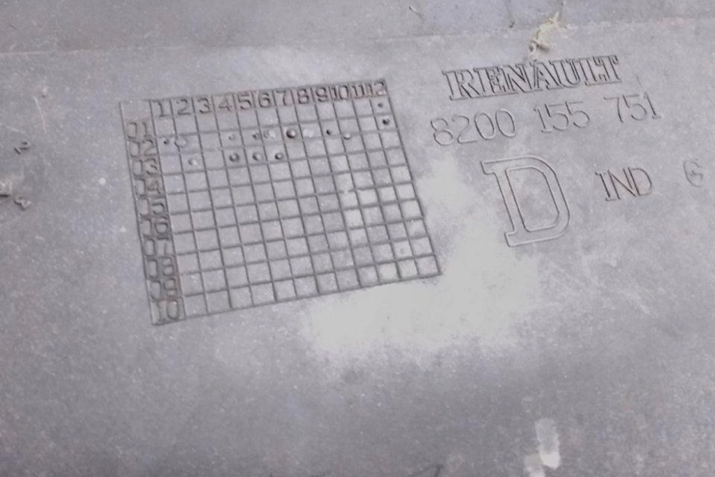 фото №1, Крыло передний правый renault grand scénic iv r9_ 8200005898 2.2l дизель