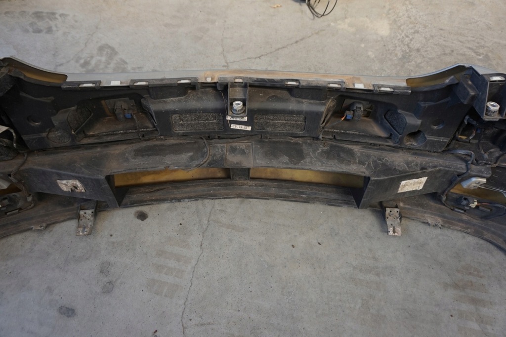 фото №12, Mercedes w251 бампер перед передний 775 pdc r-klas