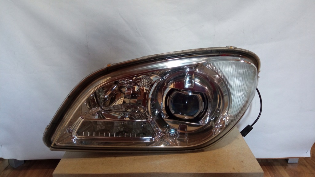 фото №1, Лампа перед mercedes citaro led