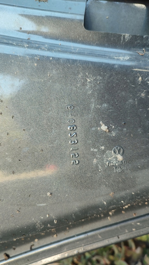 Vw polo 6r 6c капот крышка двигателя 6r0823155 Оригинал