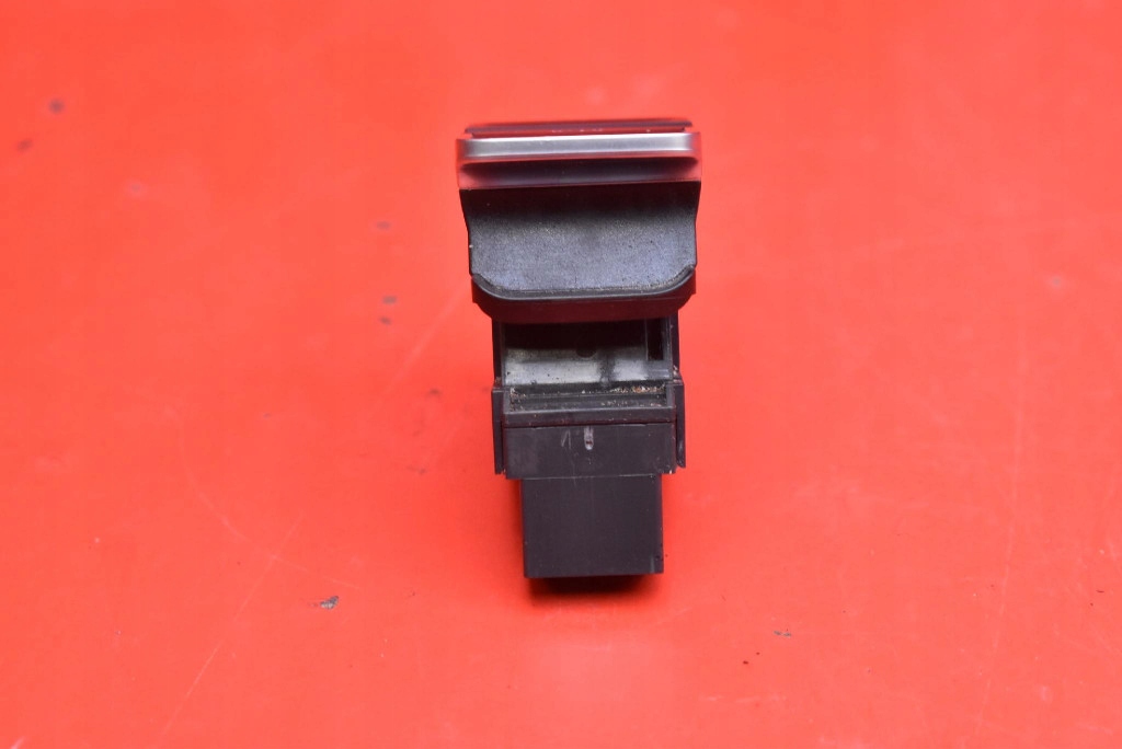 фото №6, Рычаг тормоза ручного 3g0927225 vw passat b8 14-20