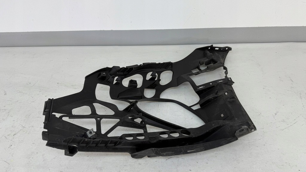 фото №7, Направляющая бампера правый перед mercedes e-klasa w214 a2148850500