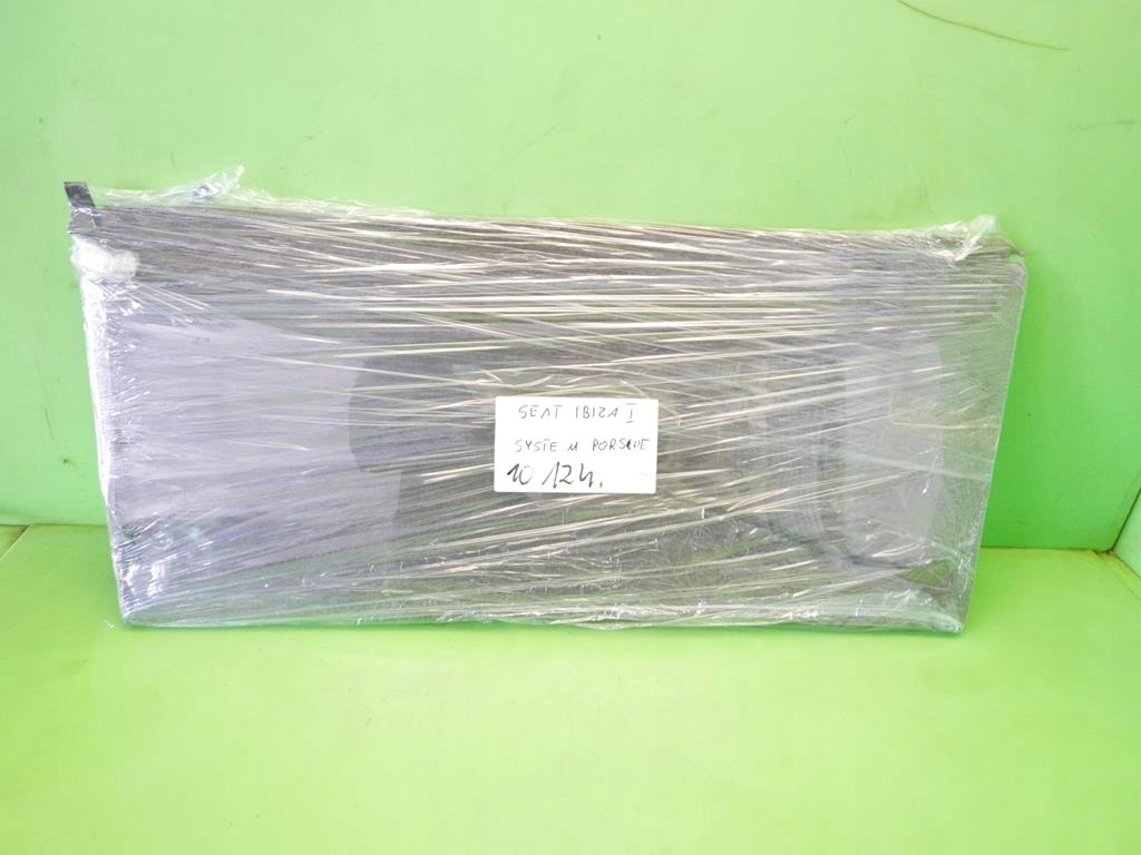 фото №7, Полка задняя задняя seat ibiza i 3d hb 84-93