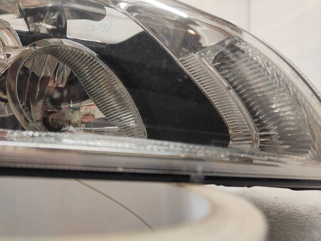 фото №6, Volvo c70 lift usa перед сторона права лінза zw 31299759