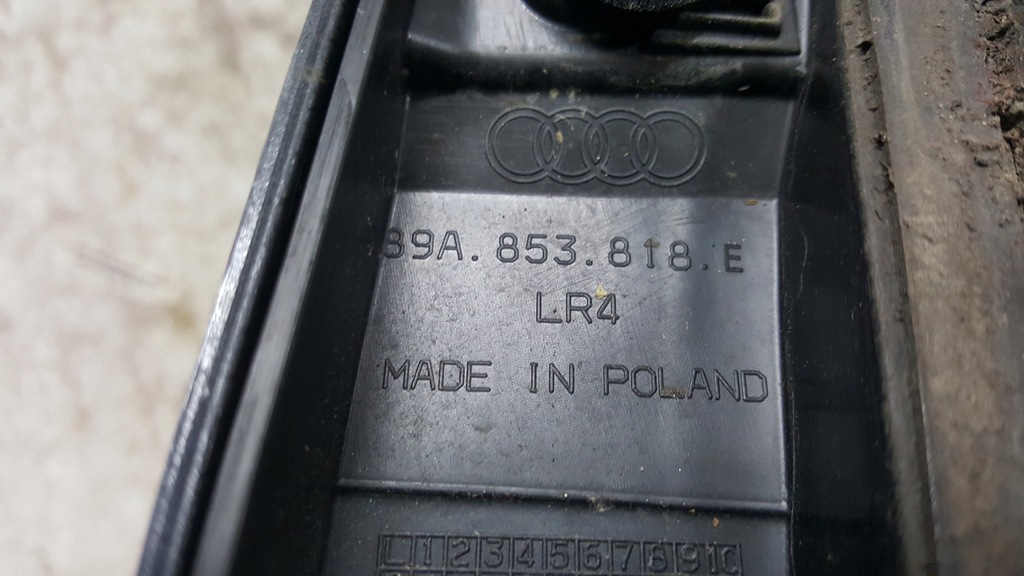 фото №16, Молдинг крила правий задня audi q4 e-tron 89a853818e демонтаж