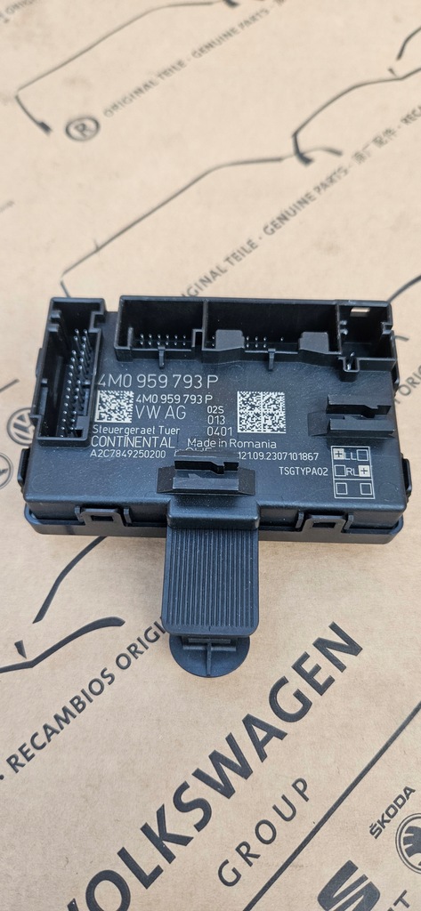 фото №1, Audi оригінальний номер блок керування модуль двері лівий перед 4m0959793p