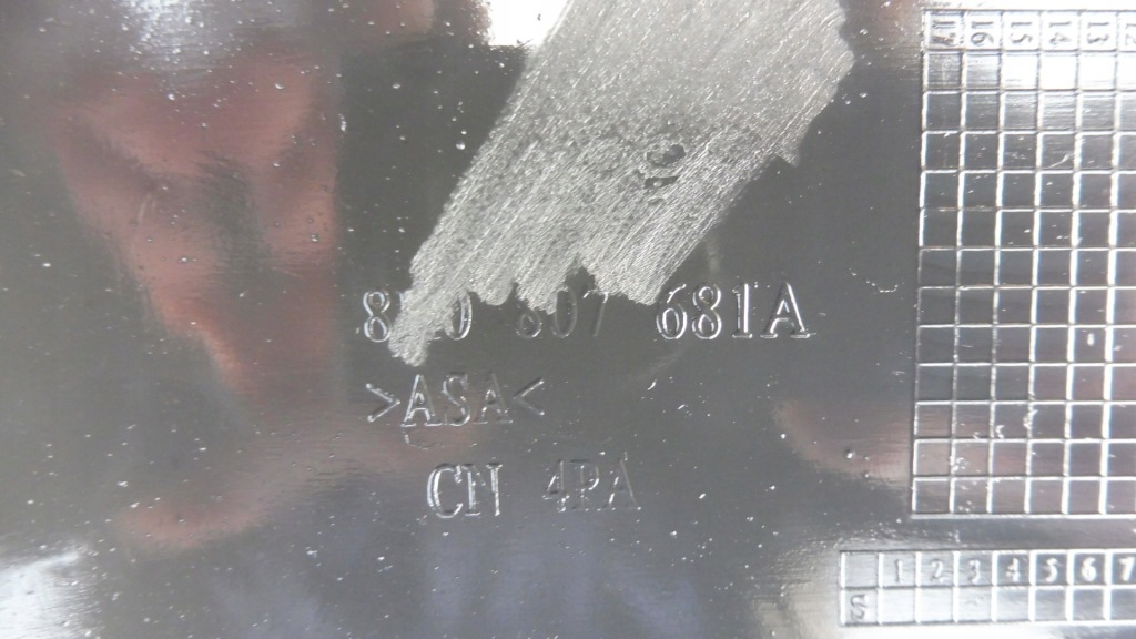 фото №7, Рамка заглушка бампера audi a4 b8 8k0807681a