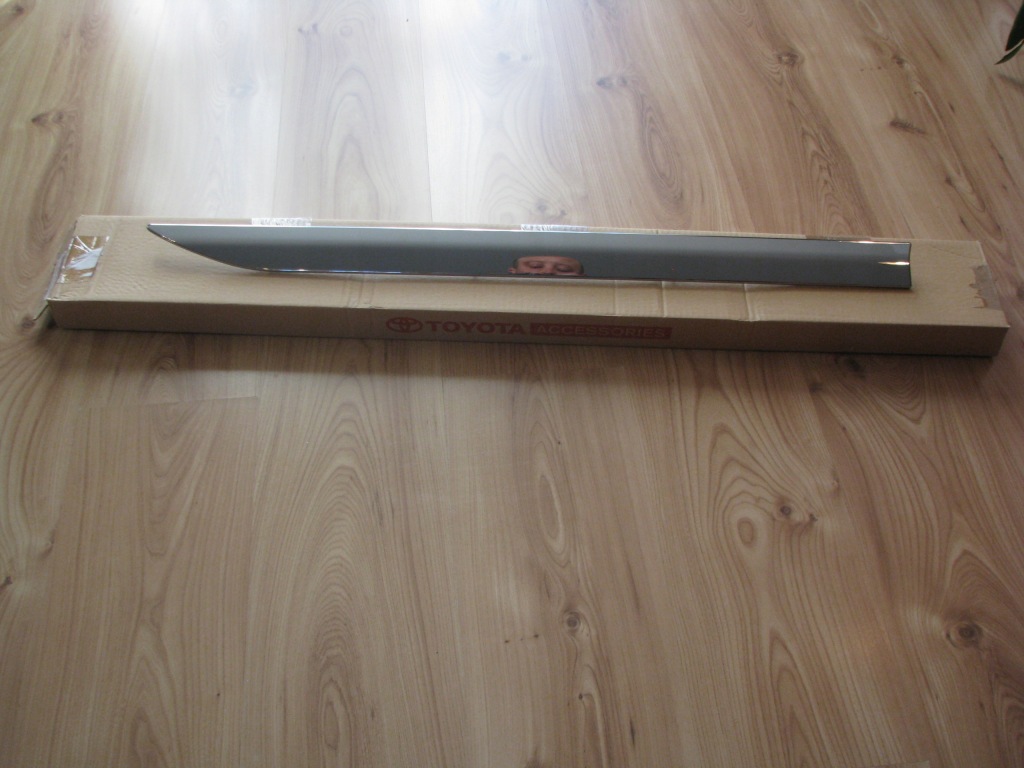 фото №5, Молдинг хром дверь правый перед toyota rav4 v 2018-