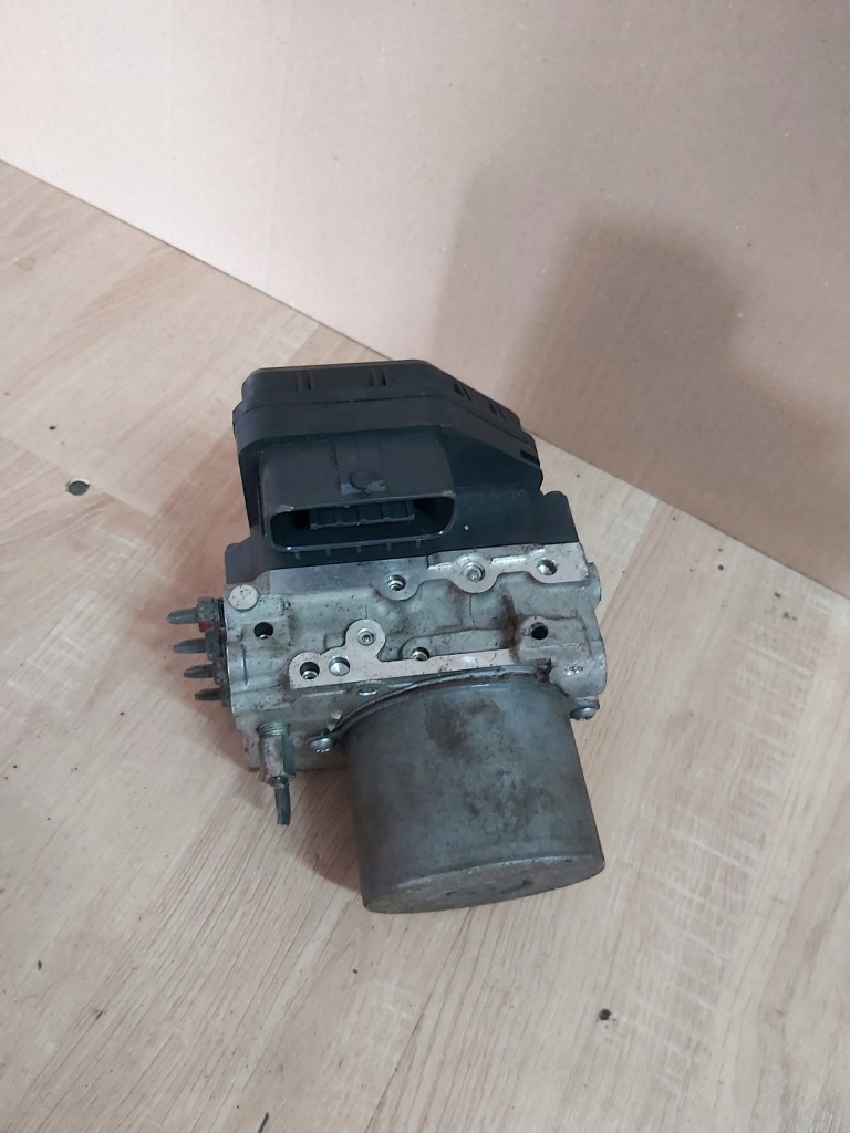 фото №1, Toyota urban cruiser 1,4 насос abs гальмівна