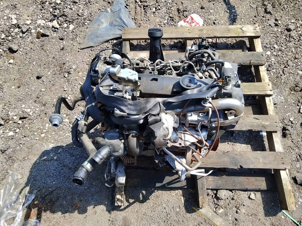 Купить Mercedes dacia renault 1.5 dci двигатель комплектный  k9k612