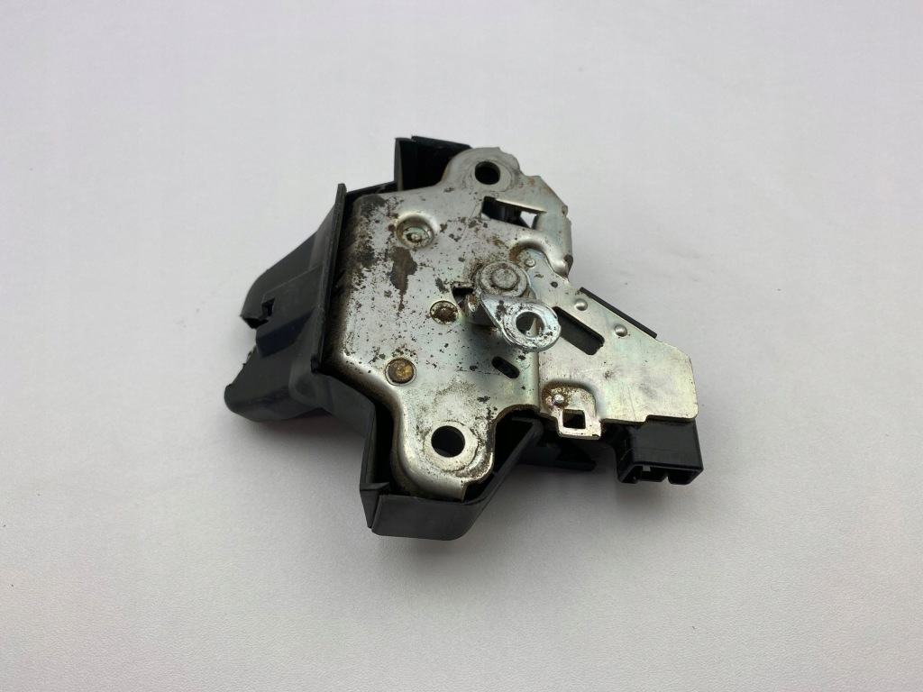 2012 toyota corolla e140 e150 замок дверь задних автомобилей грузовых в Украине