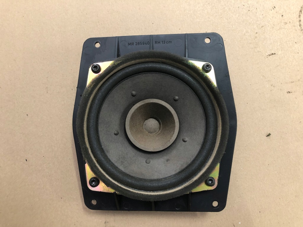 фото №1, Динамик правый дверь пассажира mitsubishi space star
