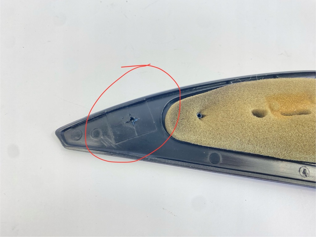 Захист дзеркало внутрішня права mercedes w201 190 2017250611 пошкоджені Оригінал