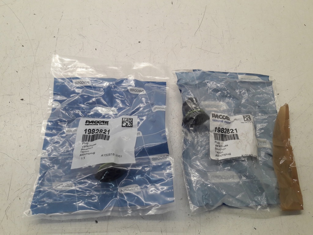 фото №3, Крышка слива масла 1982821