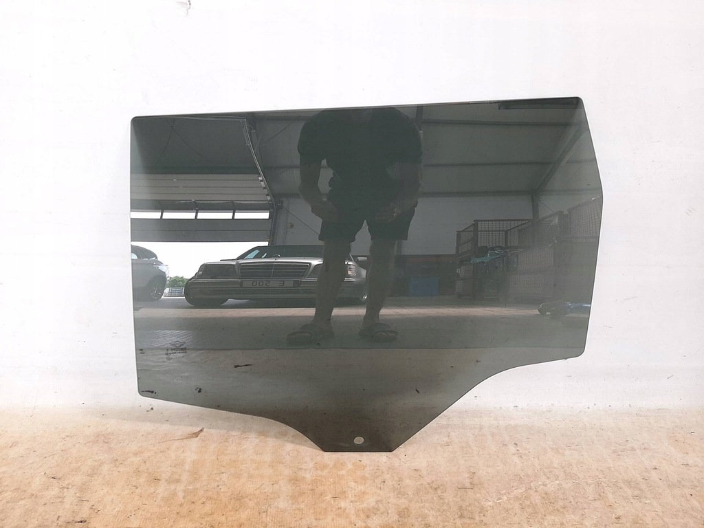 фото №1, Скло двері задня ліва mini f54 clubman 2020 rok