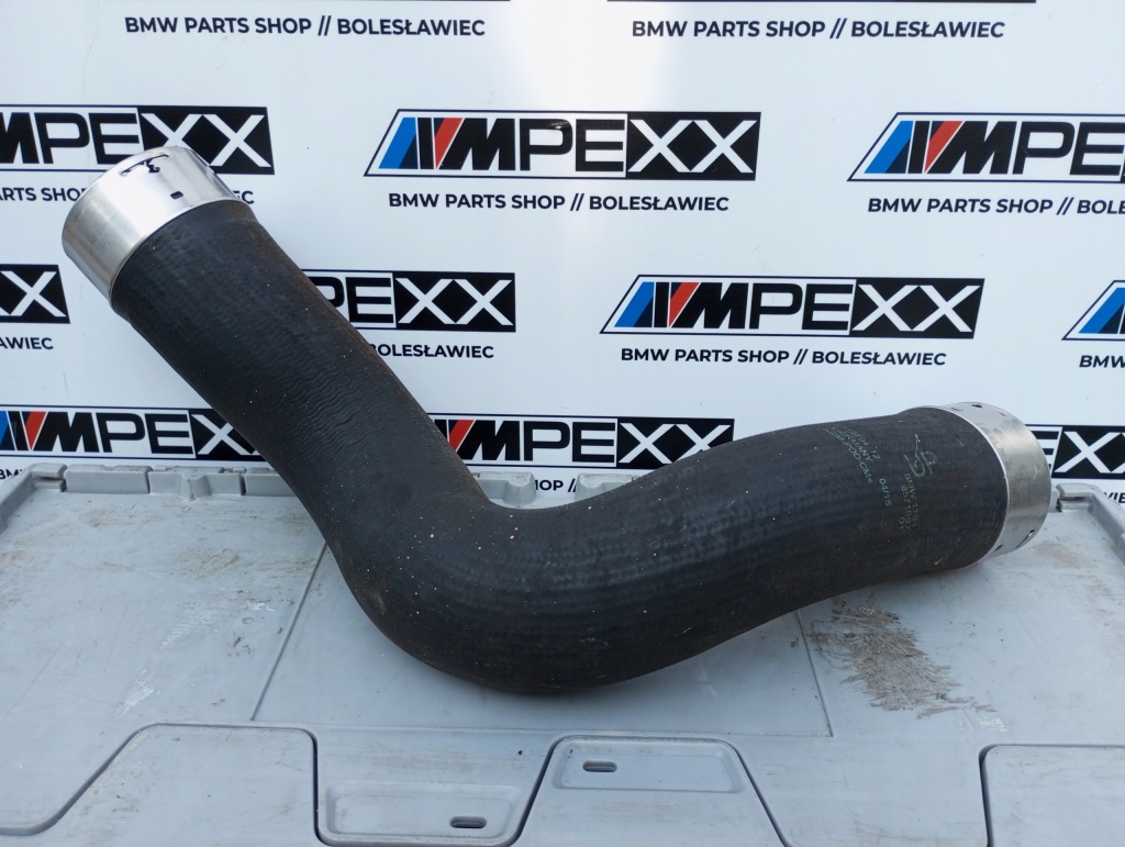 Купить Bmw f10 f11 рестайлинг  шланг труба интеркулер b47 518d 520d 8571897