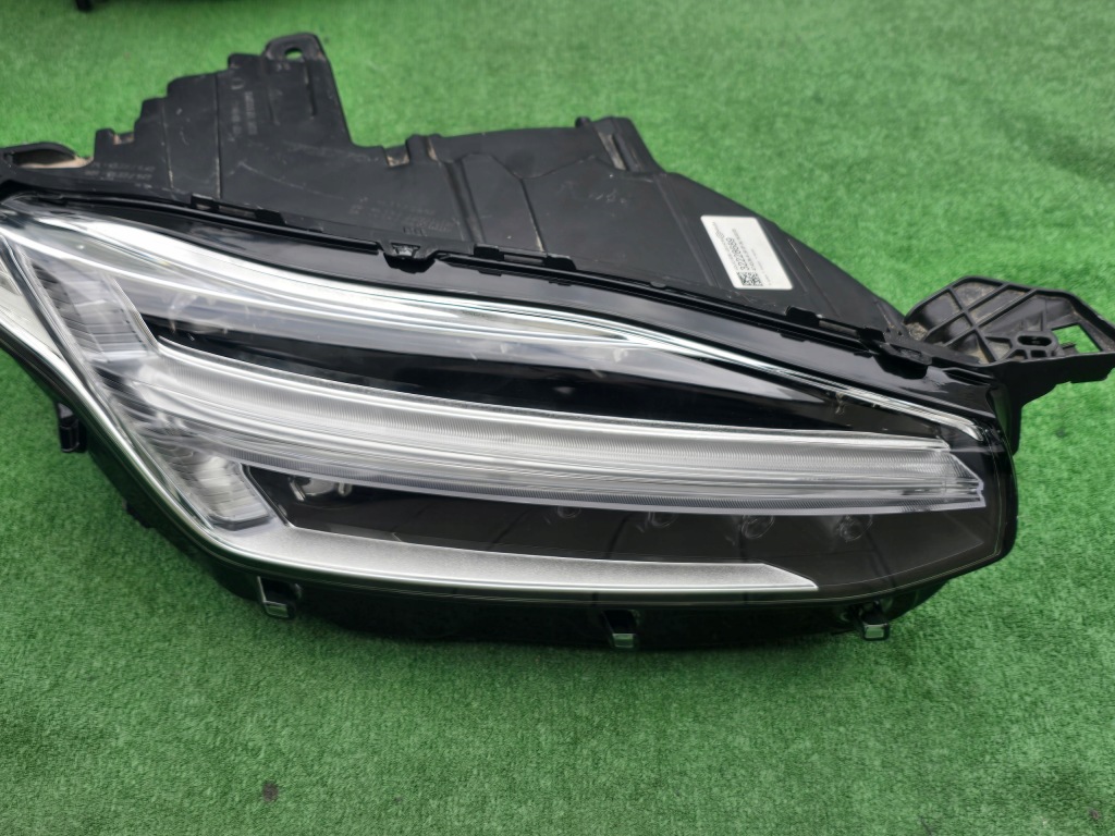 фото №1, Volvo xc90 2 ii full led лампа передняя
