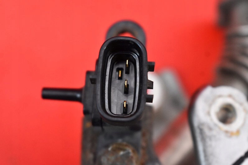 фото №7, Радіатор вихлопних газів egr 25601-33070 toyota yaris 3 iii 1.4 d-4d 90 km 10-14