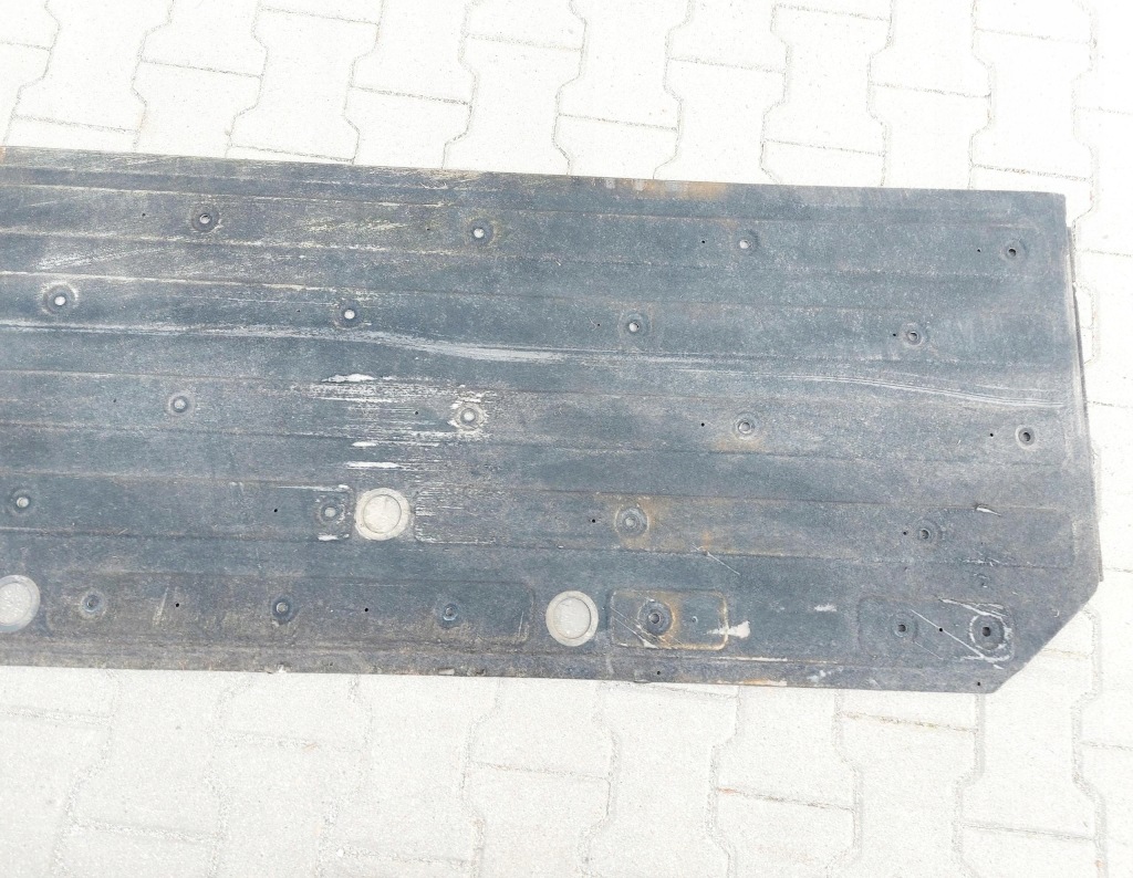 Mercedes eqc n293 w293 23r. плита защита подвеска левая a2536846100 Киев