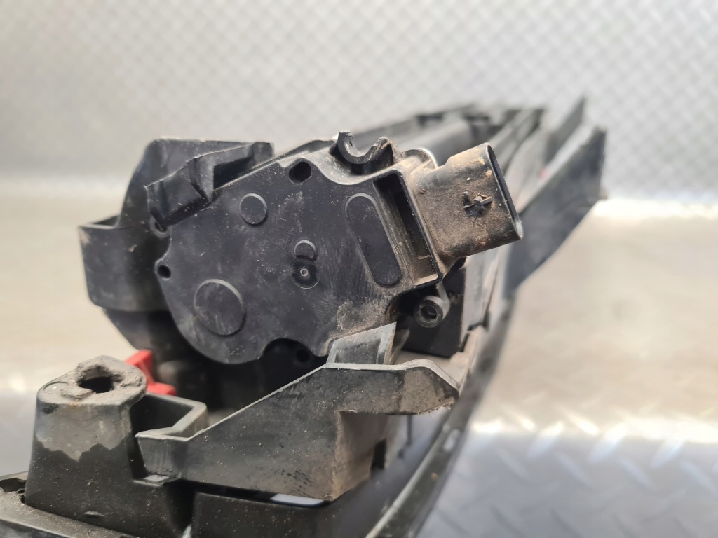 Воздуховод ловушка воздухозаборник воздуха жалюзи шторка бампера meriva ii b lift с Разборки