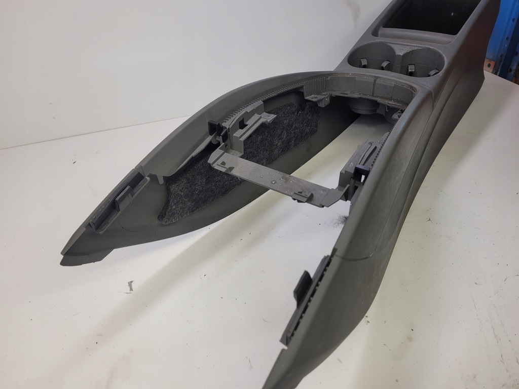 фото №11, Туннель средний audi q5 8r 8r0863242 szary !!!