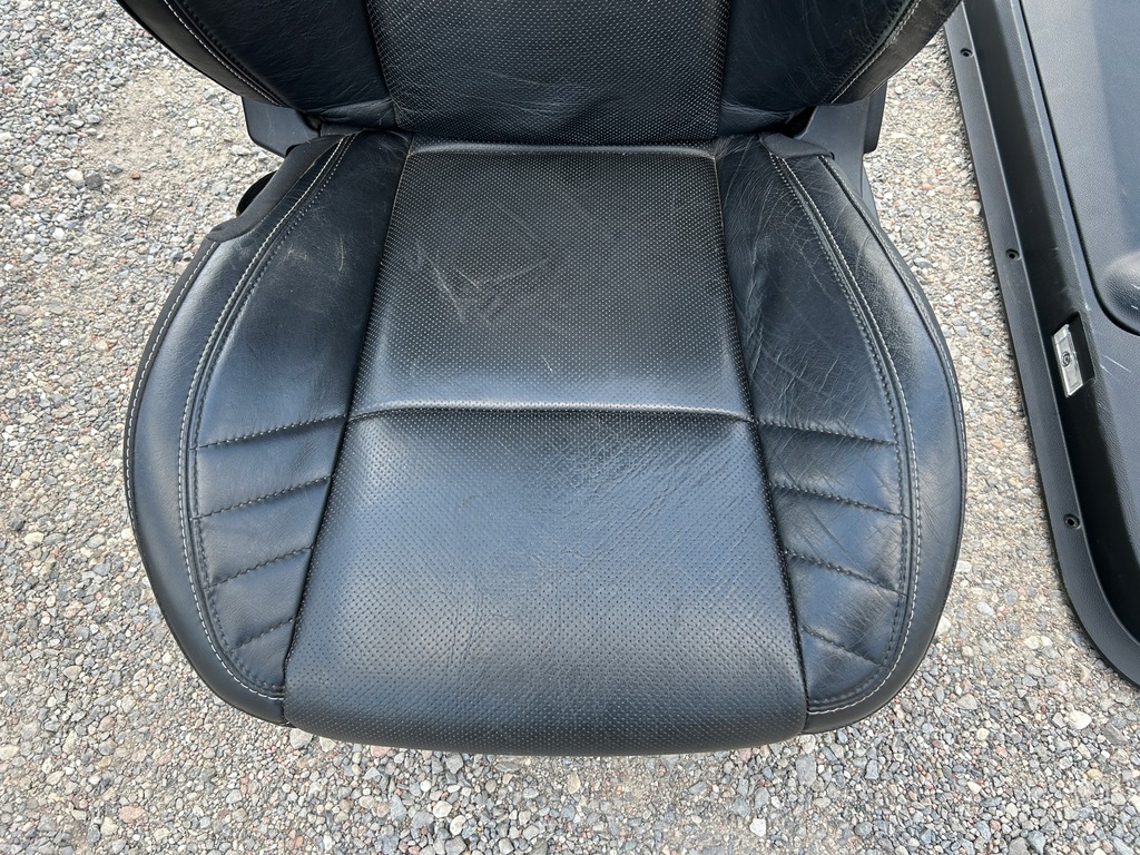 фото №6, Сидіння заднє сидіння обшивки салон шкіра dodge challenger srt hellcat 2015-