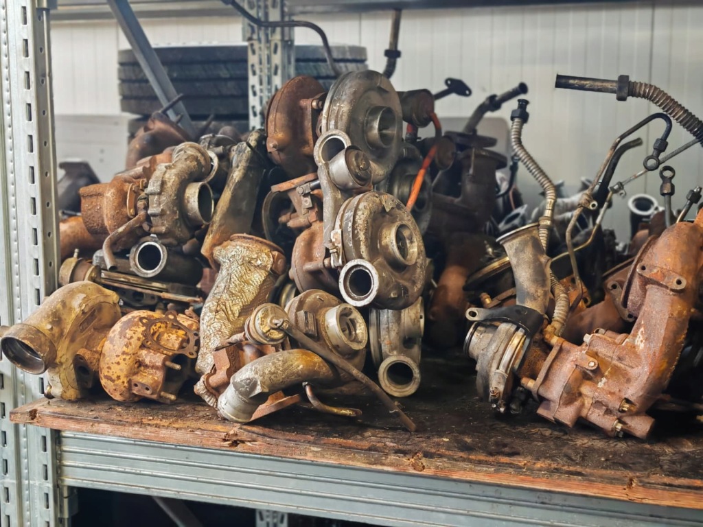 Турбина / турбонагнетатель borg warner man tgl r2s b1+b2 Недорого