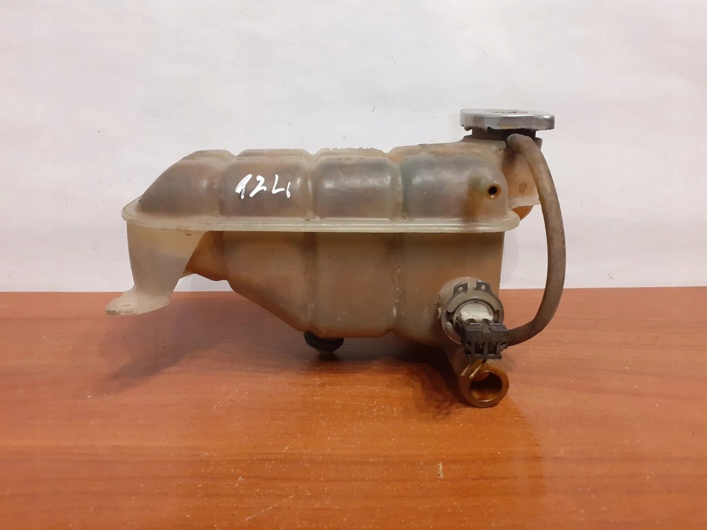 Купить Бачок расширительный mercedes-benz e w124 10709 1993