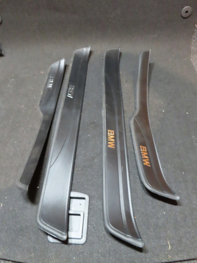 фото №1, Bmw e91 накладки пороговые комплект