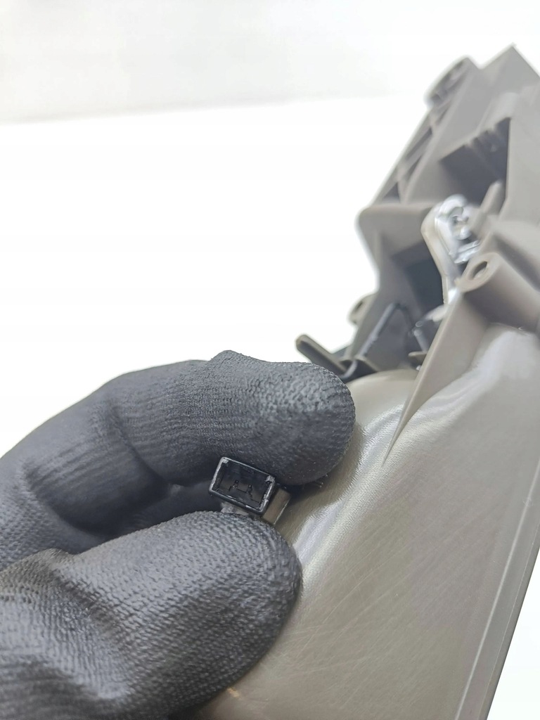 фото №8, Audi q5 sq5 2015 ручка внутренняя дверь задних