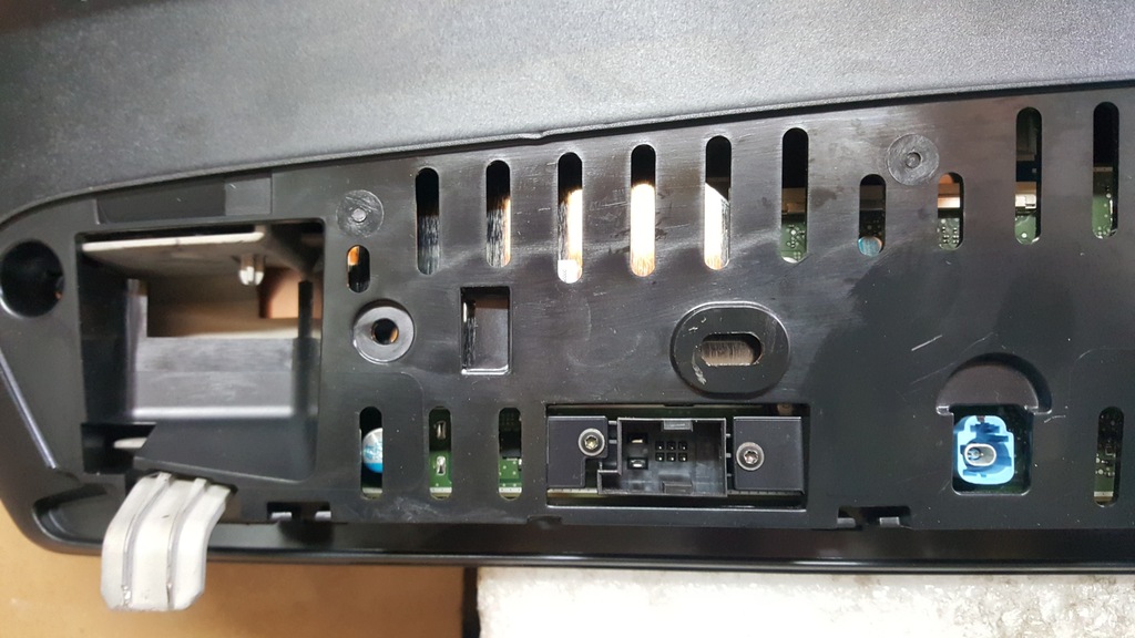 фото №8, Audi rs q8 дисплей екран дисплей панель спідометр ідеальний стан 8b1919605j